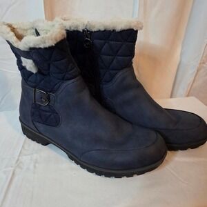 JBU Dark Blue Quilted Water Resistant Winter Boots with Faux Fur Size 9